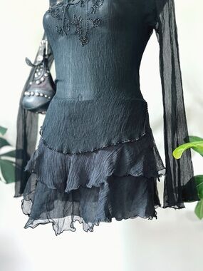 2004 Vintage WD.NY | 100% Silk Ruffle Mini Skirt
